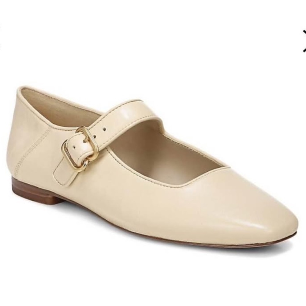 Sam Edelman Cream Flats with Patent Finish